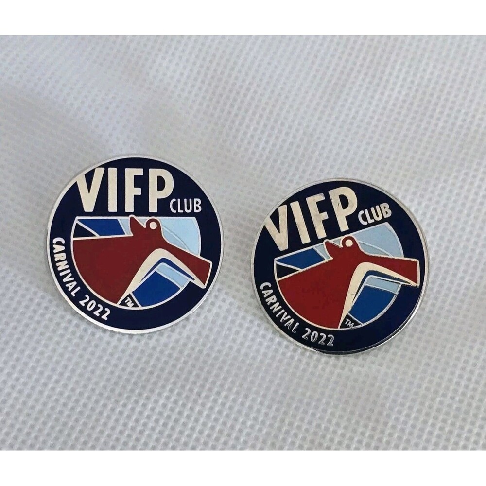 2x CARNIVAL Cruise Ship 2022 GOLD Members PIN Loyalty VIFP Club Hat / Lapel